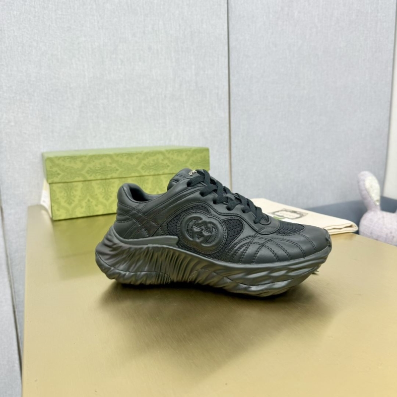 G*u*i casual shoes